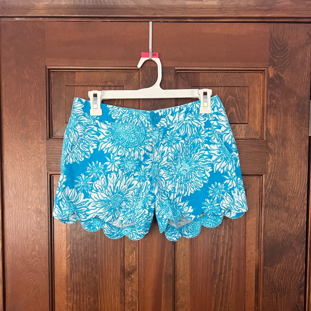 Lilly Pulitzer Scalloped Shorts
